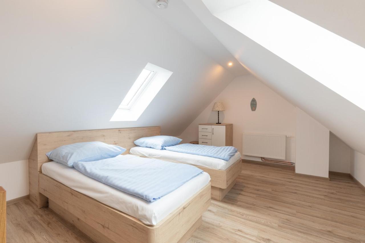Reiterhof Gruendeich Apartamento Holtgast Exterior foto